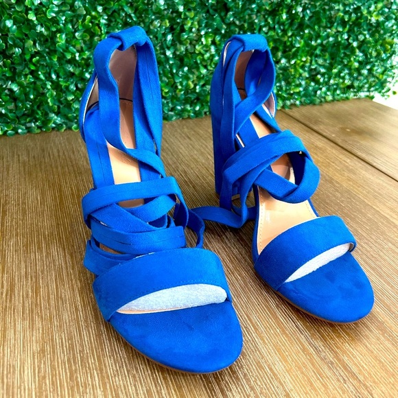 Bold Blue Lace-Up Block Heel Sandals Women’s 9 – Suede Strappy Party Shoes NEW - Picture 1 of 15